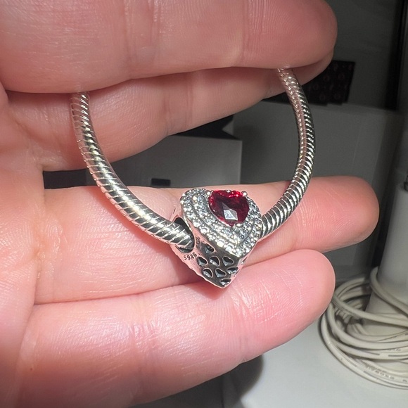 XL Red Heart Charm - Picture 7 of 10
